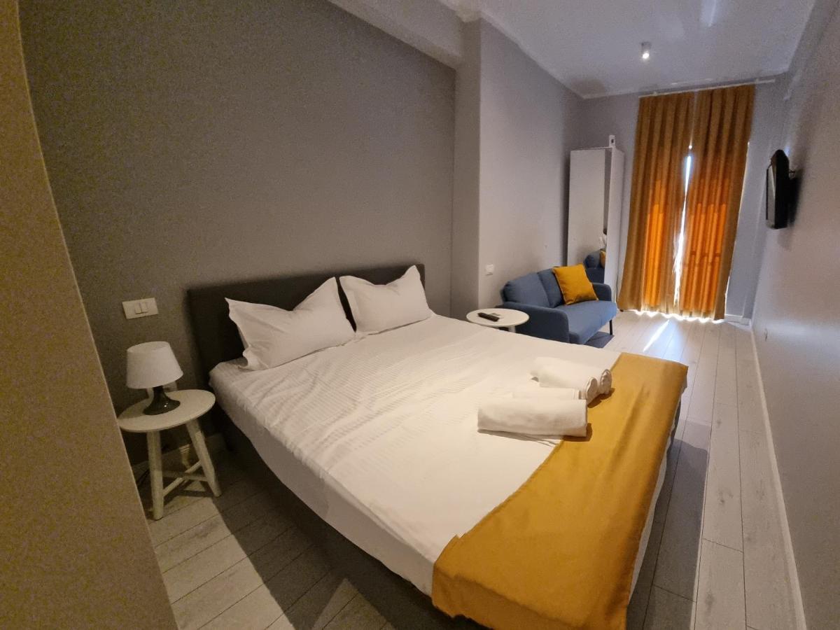 Chg Boutique Hotel Costinesti Bagian luar foto