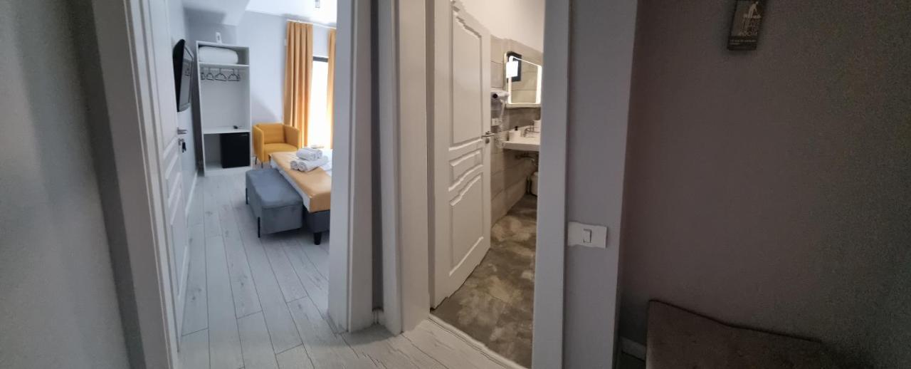 Chg Boutique Hotel Costinesti Bagian luar foto