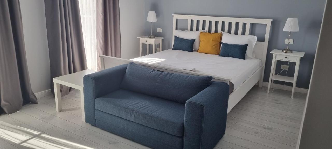 Chg Boutique Hotel Costinesti Bagian luar foto