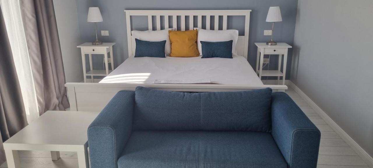 Chg Boutique Hotel Costinesti Bagian luar foto